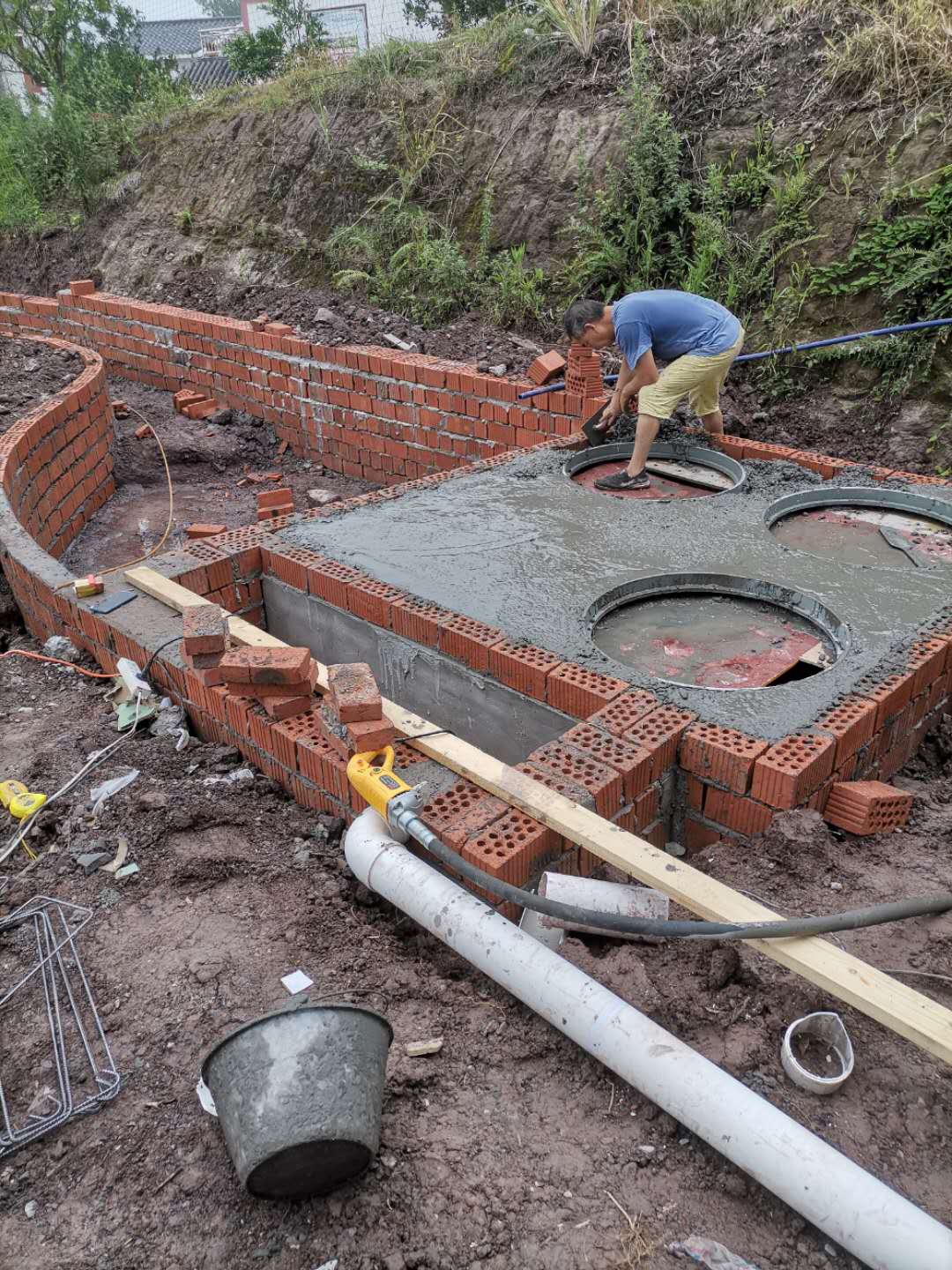 成都假山鱼池设计施工公司